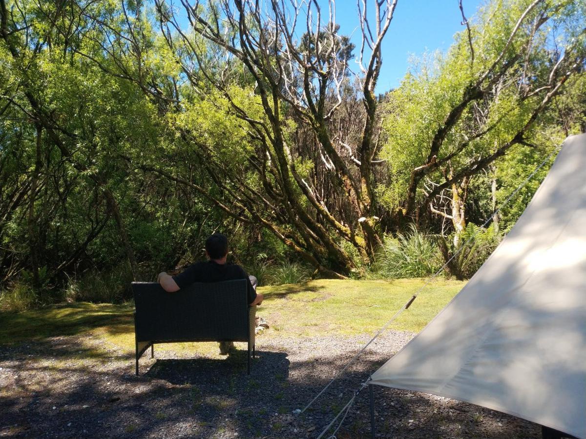 Glamping At Zeehan Bush Camp Ξενοδοχείο Εξωτερικό φωτογραφία